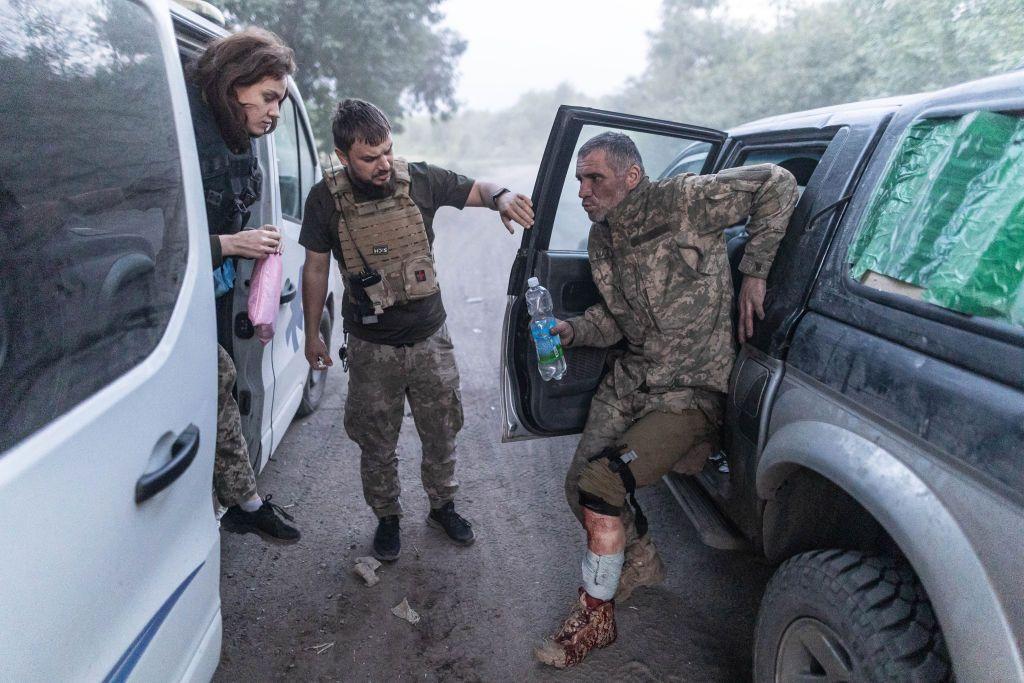Russia uses injured soldiers, POWs in human wave attacks, Telegraph reports
