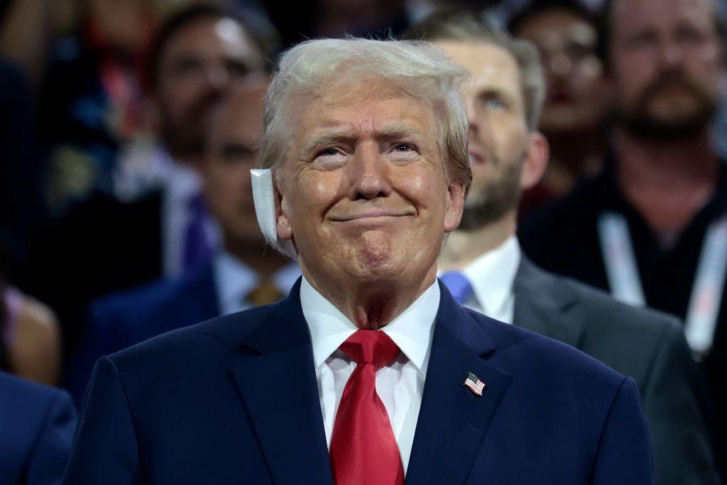 'We're forcing everyone away,' Trump says on Russia sanctions
