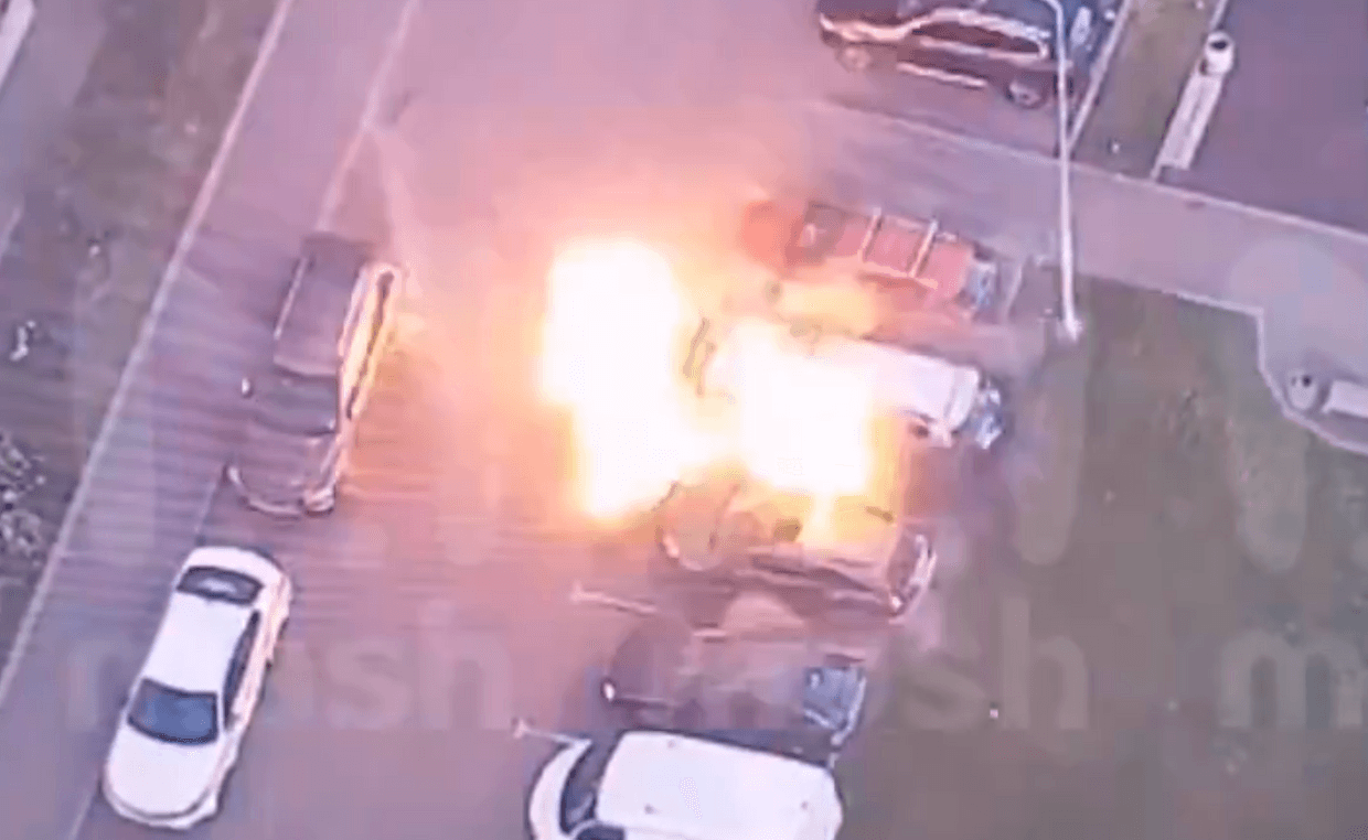 Moscow car bomb attack injures Russian intelligence officer, media reports say