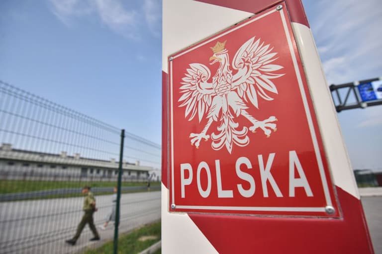 Poland signs deal with domestic companies to kickstart ammunition ...