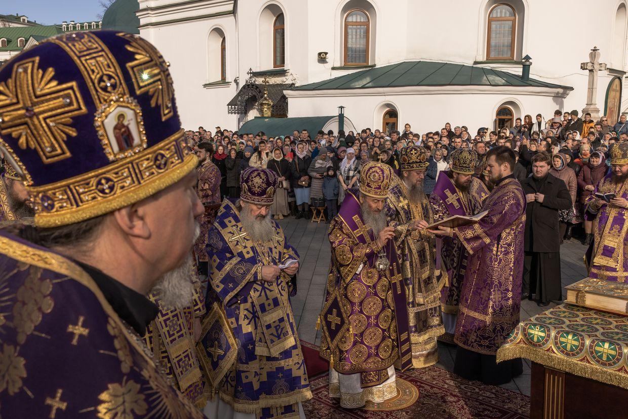 Ukraine's parliament adopts bill potentially banning Moscow-linked church