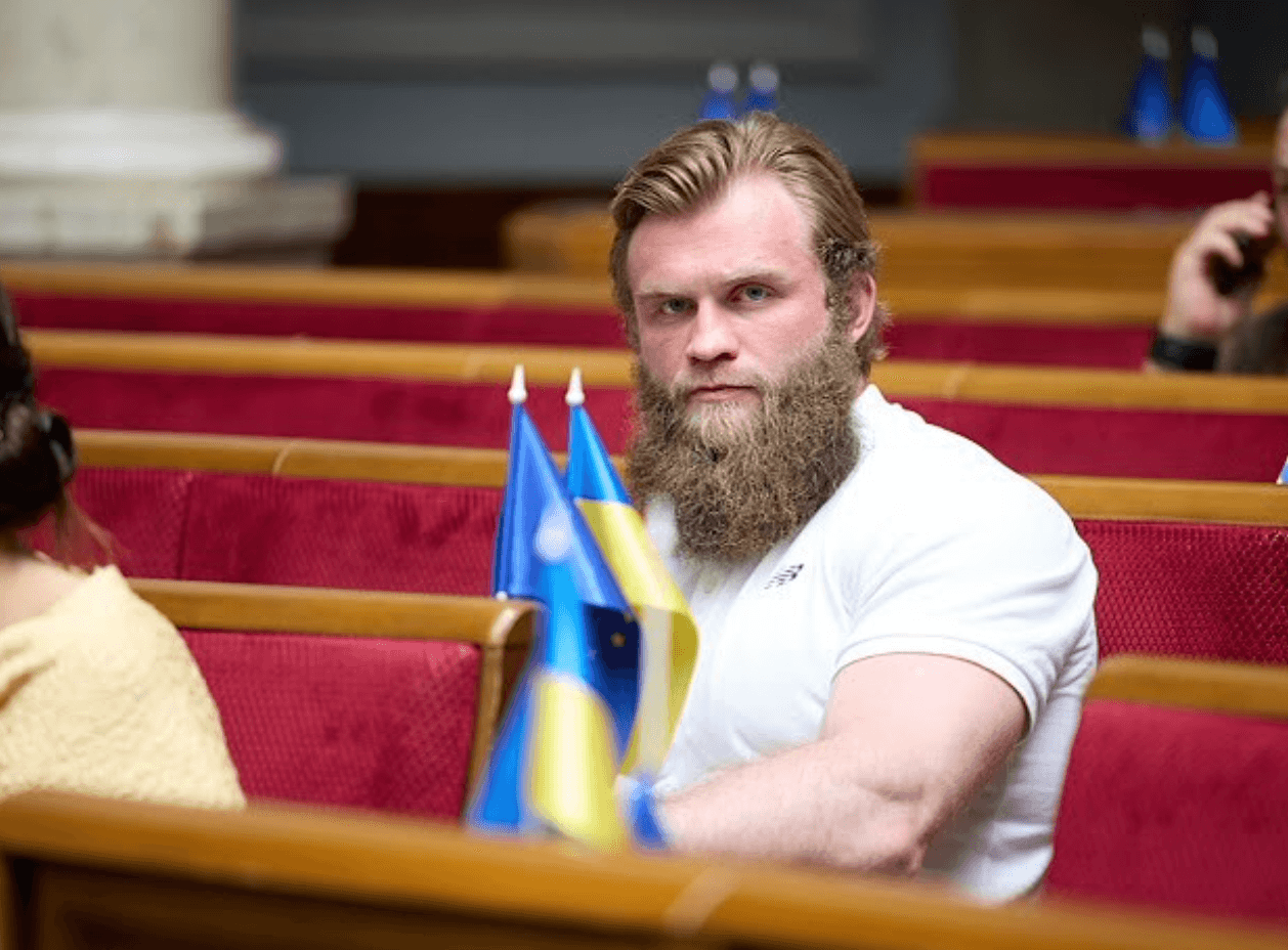 Ukraine launches international search for controversial lawmaker Artem Dmytruk