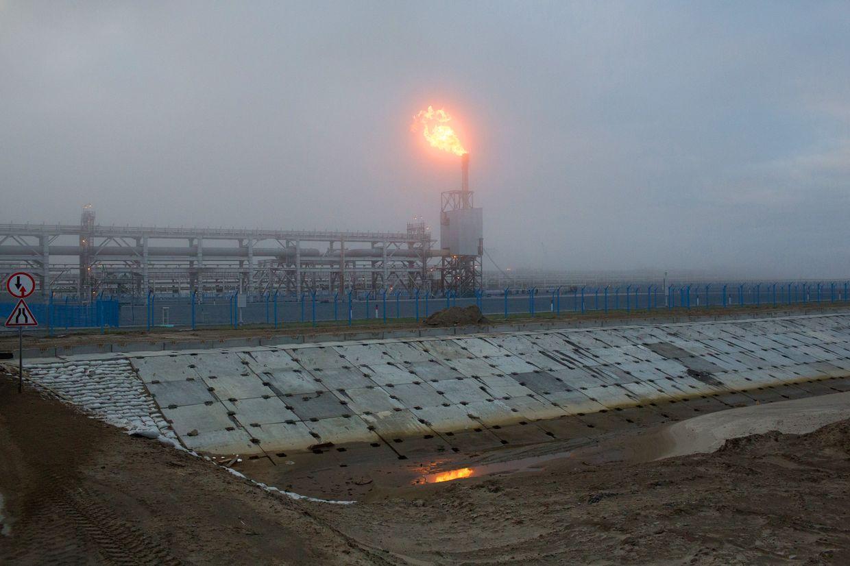 India won't buy from sanctioned Russian Arctic LNG 2 project, Indian oil secretary says
