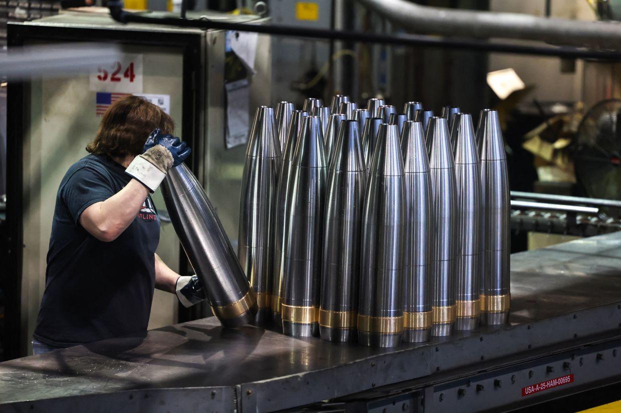 Zelensky visits Pennsylvania ammunition plant to thank workers