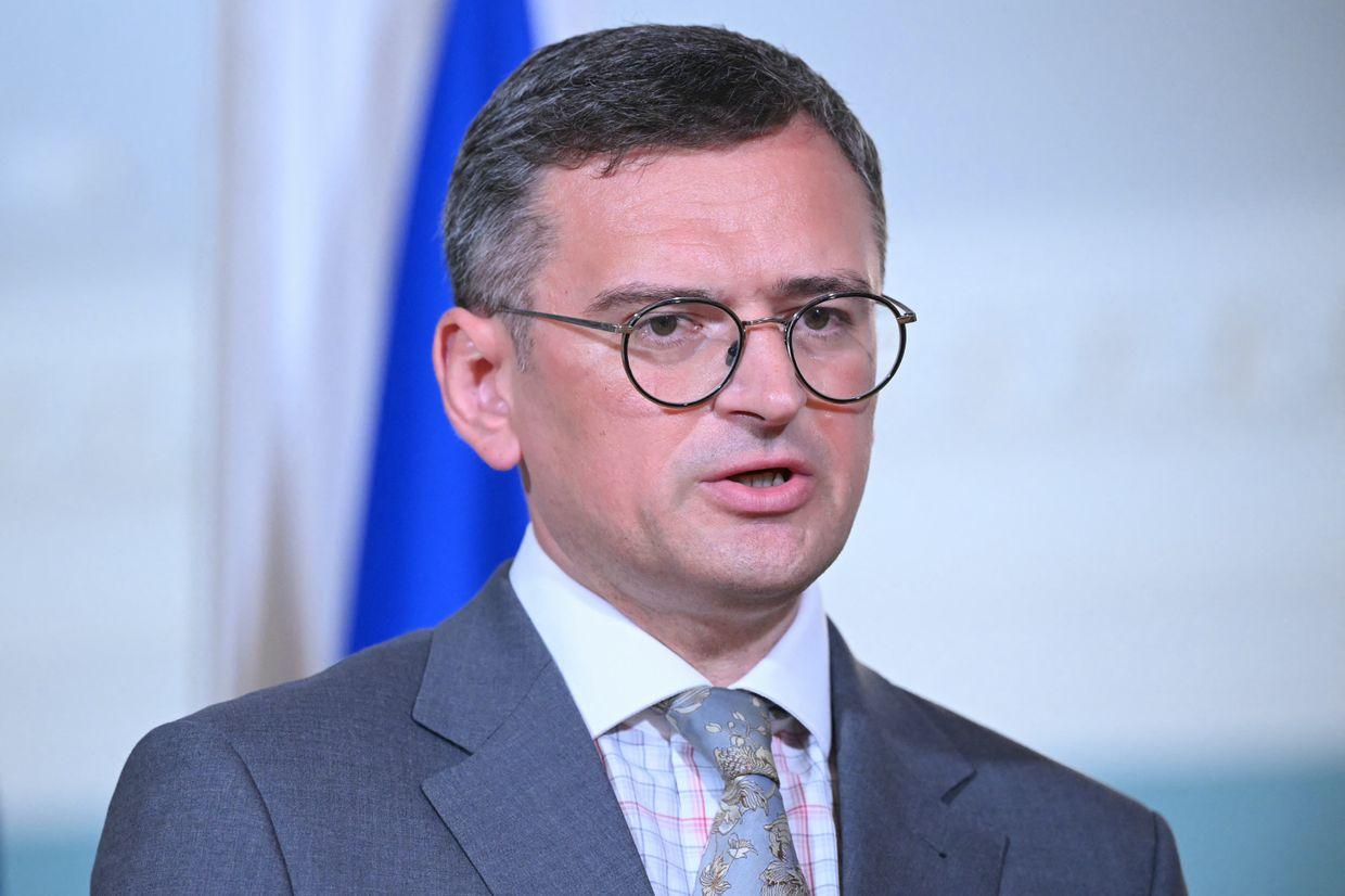 Parliament approves FM Kuleba's, Deputy PM Vereshchuk's resignations