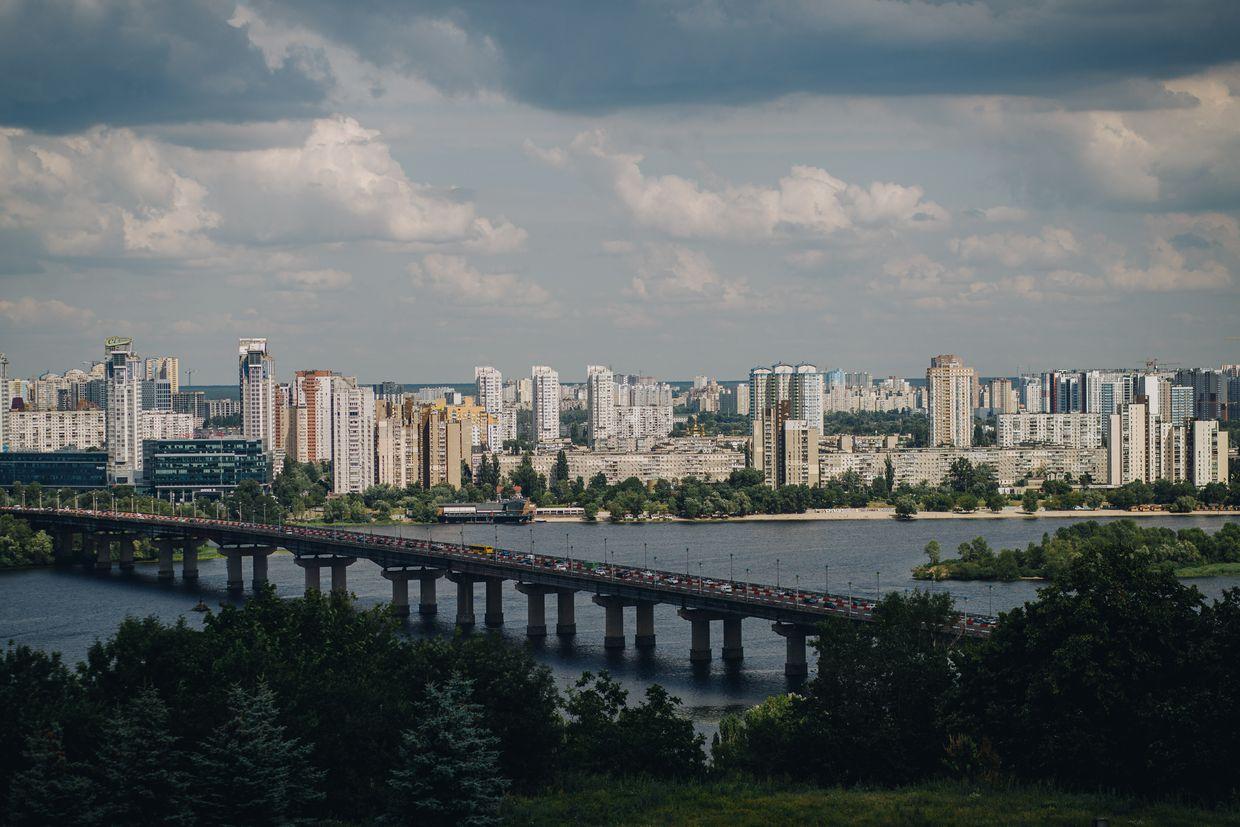Explosions reported in Kyiv, but authorities deny Russian attack on capital