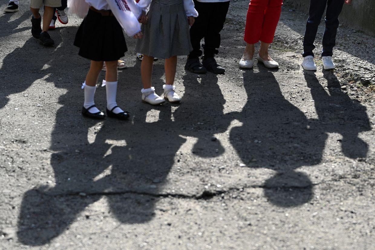 Russia offers cash to teachers to Russify occupied Ukraine, report says
