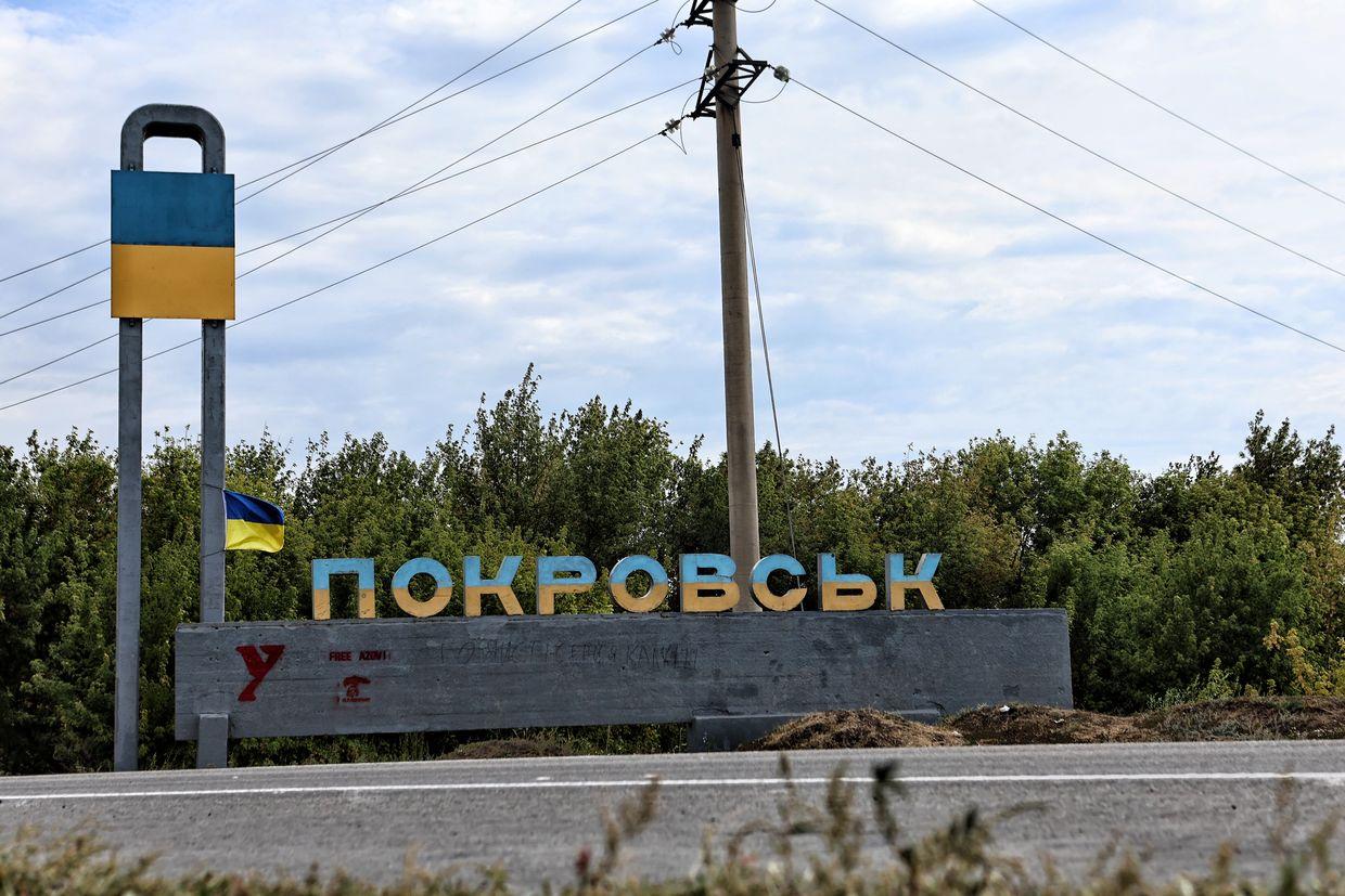Russia executes 2 Ukrainian POWs near Pokrovsk, prosecutors say