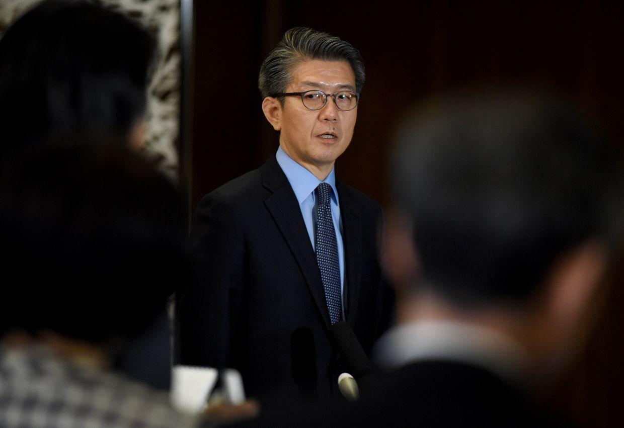 Seoul summons Russian envoy, calls for  'immediate withdrawal of North Korean troops'