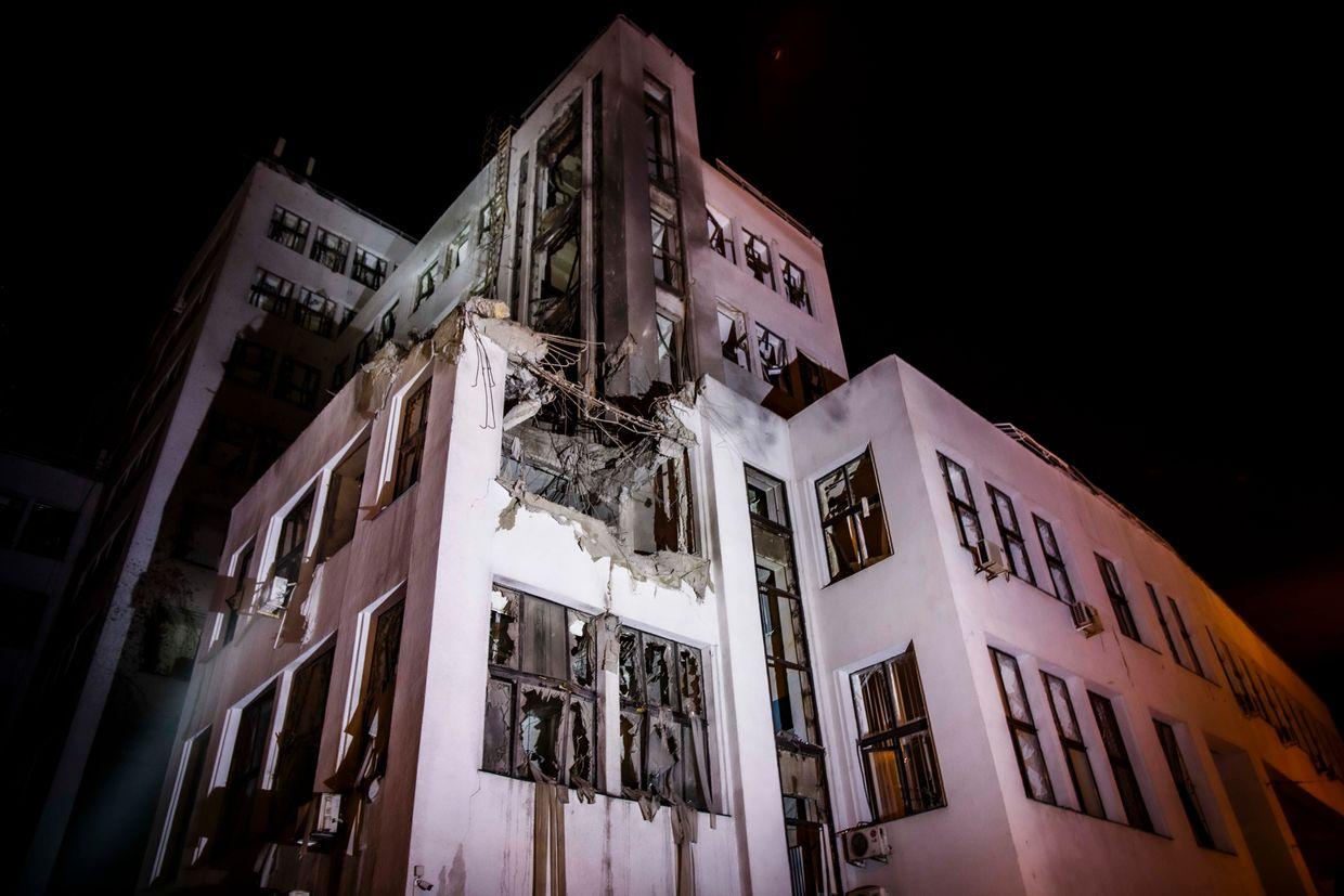 UPDATED: Russia’s attack on Kharkiv injures 9, damages historic Derzhprom building