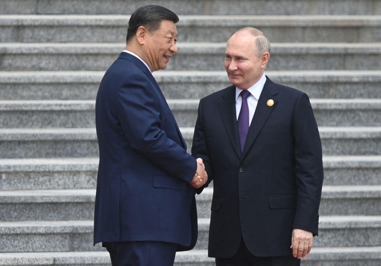 Putin and Xi attend a welcoming ceremony at Tiananmen Square, Beijing, China, May 16, 2024.