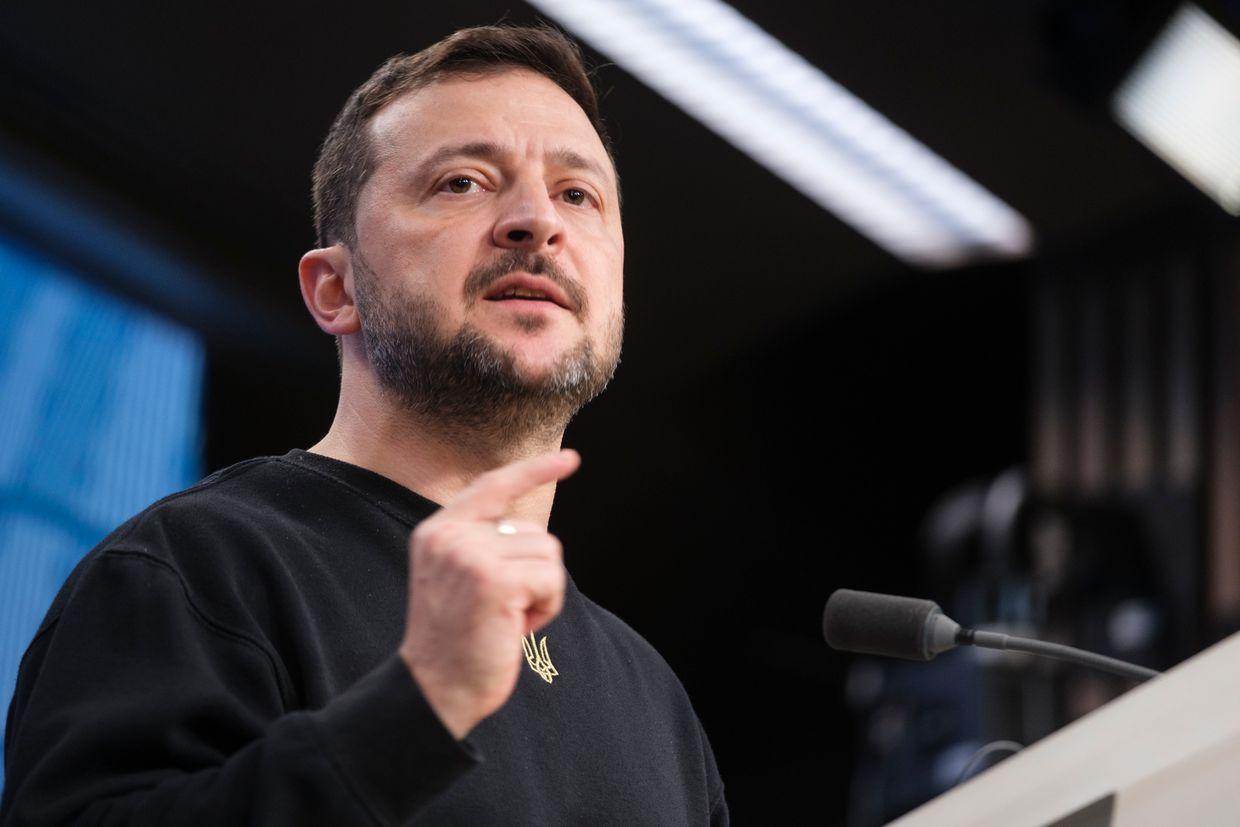 At least 6 Ukrainian mayors held captive by Russia, Zelensky says