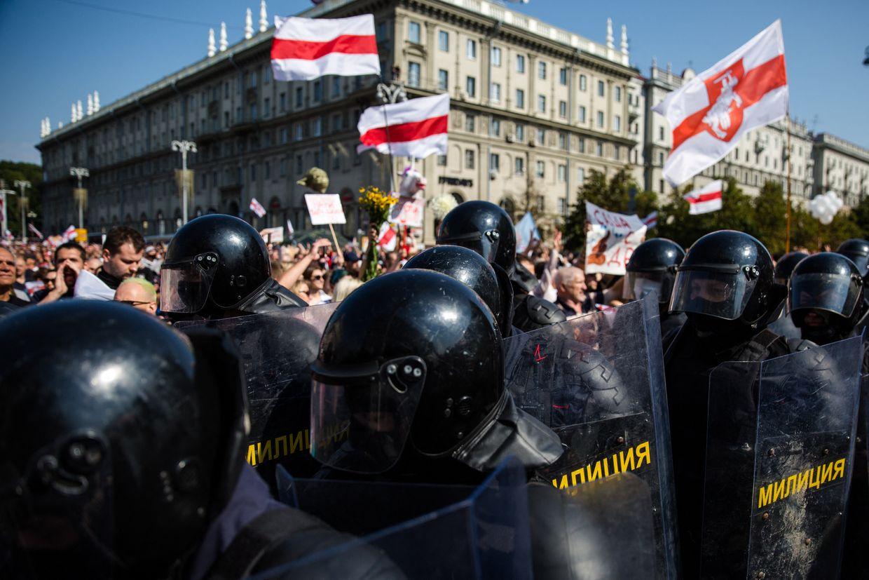 Belarus sentences 2 Belarusians, Ukrainian to 11-25 years for alleged terrorism