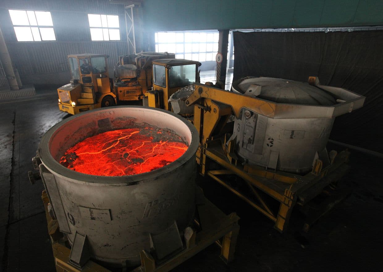 EU to propose phased ban on Russian aluminum in new sanctions package, Bloomberg reports