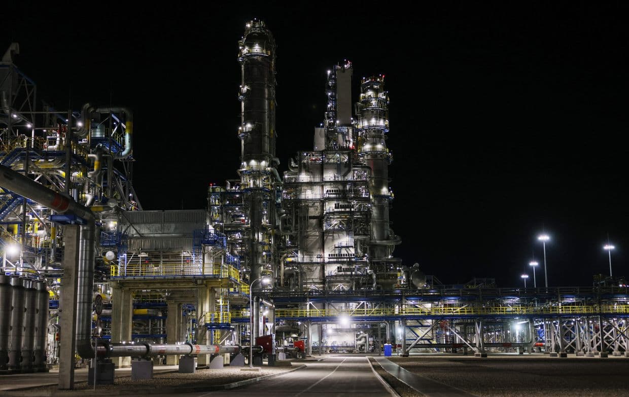 Ukraine strikes Russian gas and oil facilities in Volgograd Oblast, military says