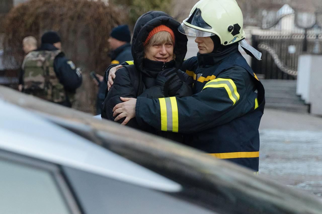 Ukraine war latest: Russia attacks Kyiv on first day of 2025, killing 2, injuring 6