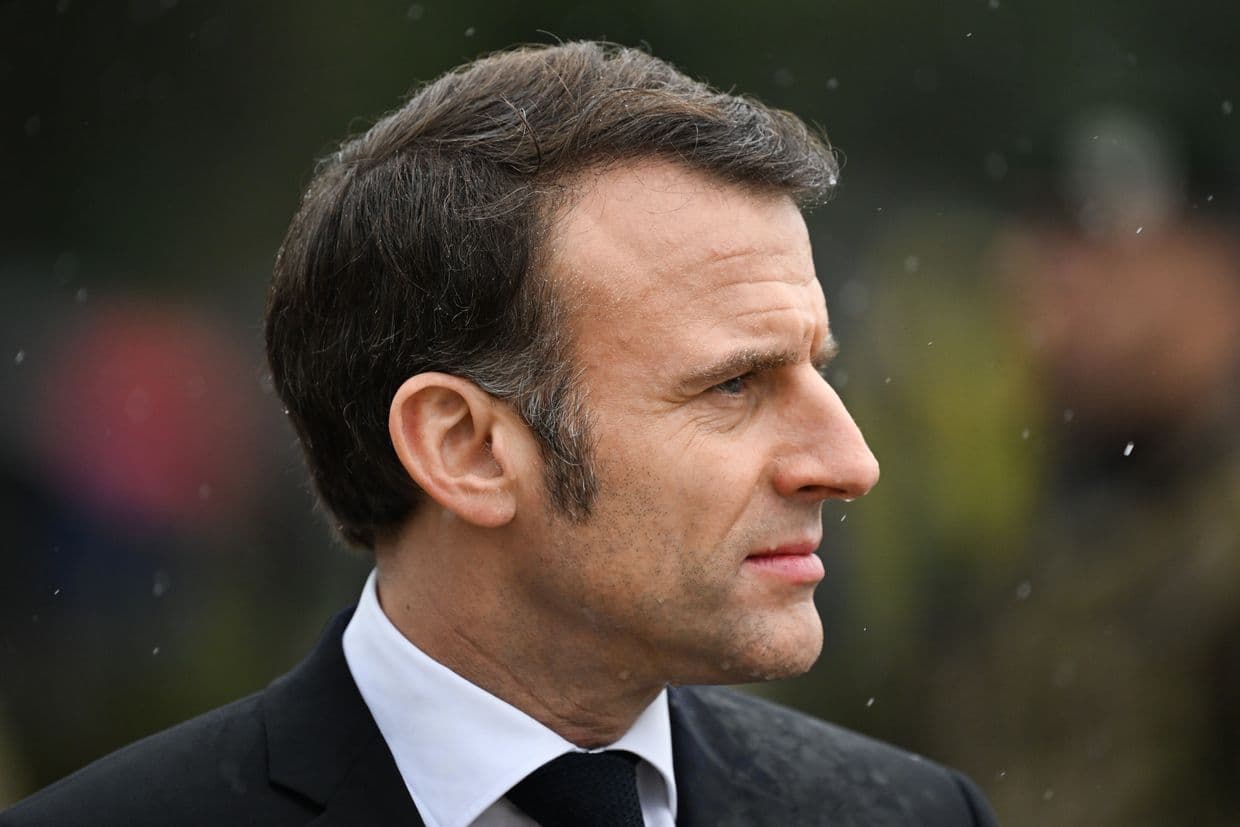 French, UK, Turkish troops could be deployed in Ukraine right after peace deal, Macron says