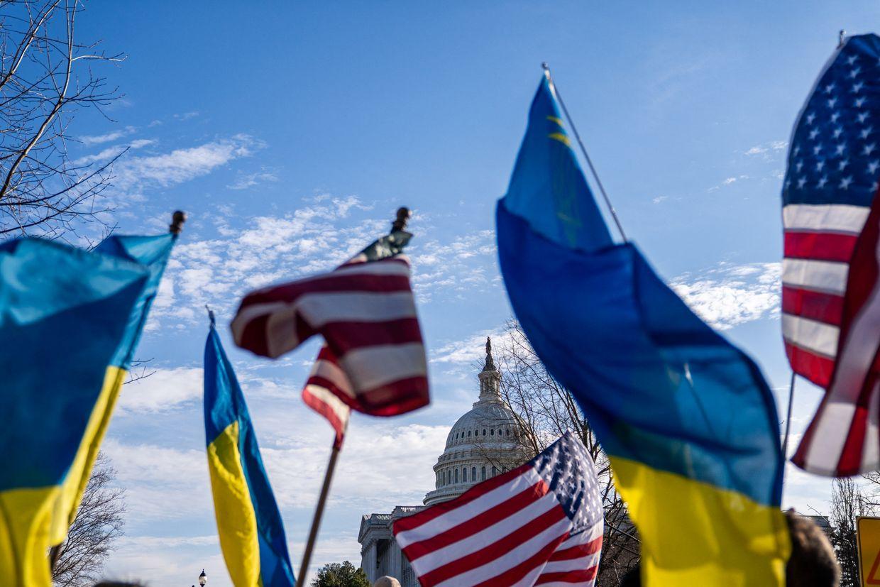 Republicans urge Trump to resume military, intelligence assistance to Ukraine