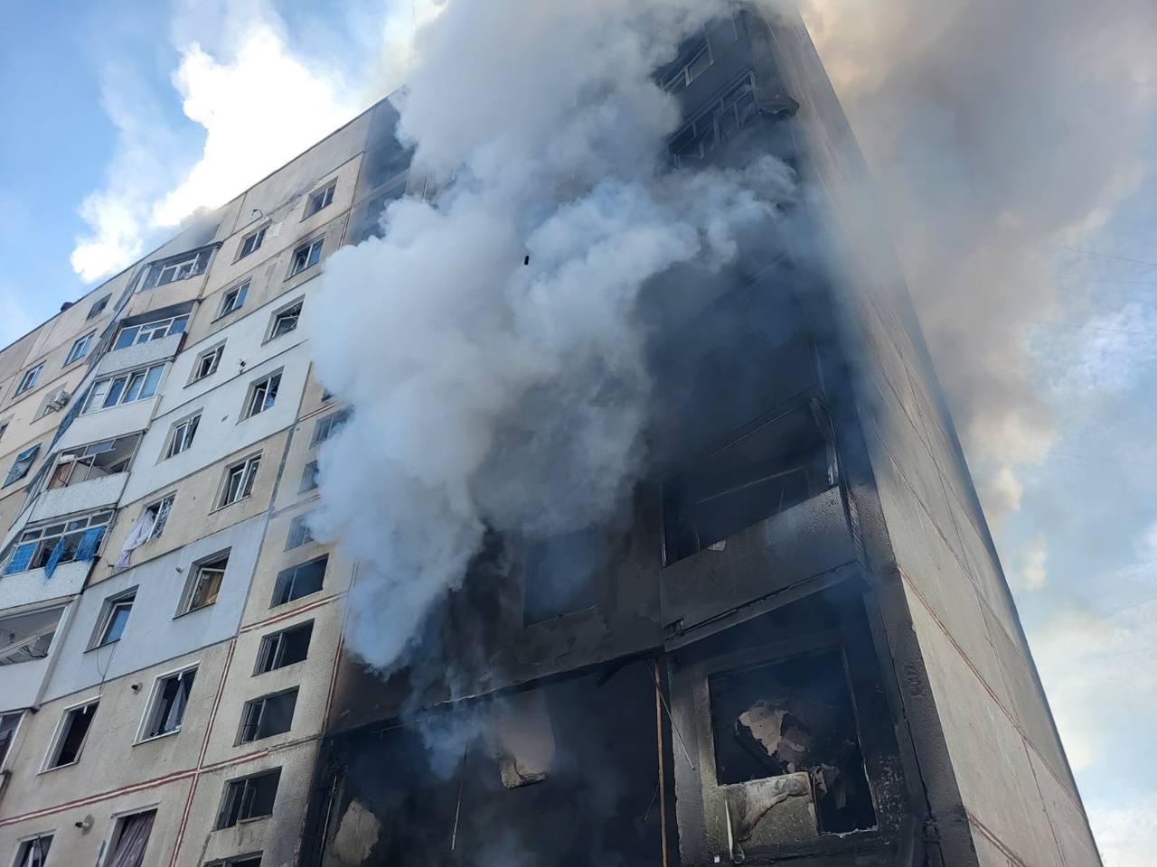 Russian attacks against Ukraine kill 2, injure 20 over past day