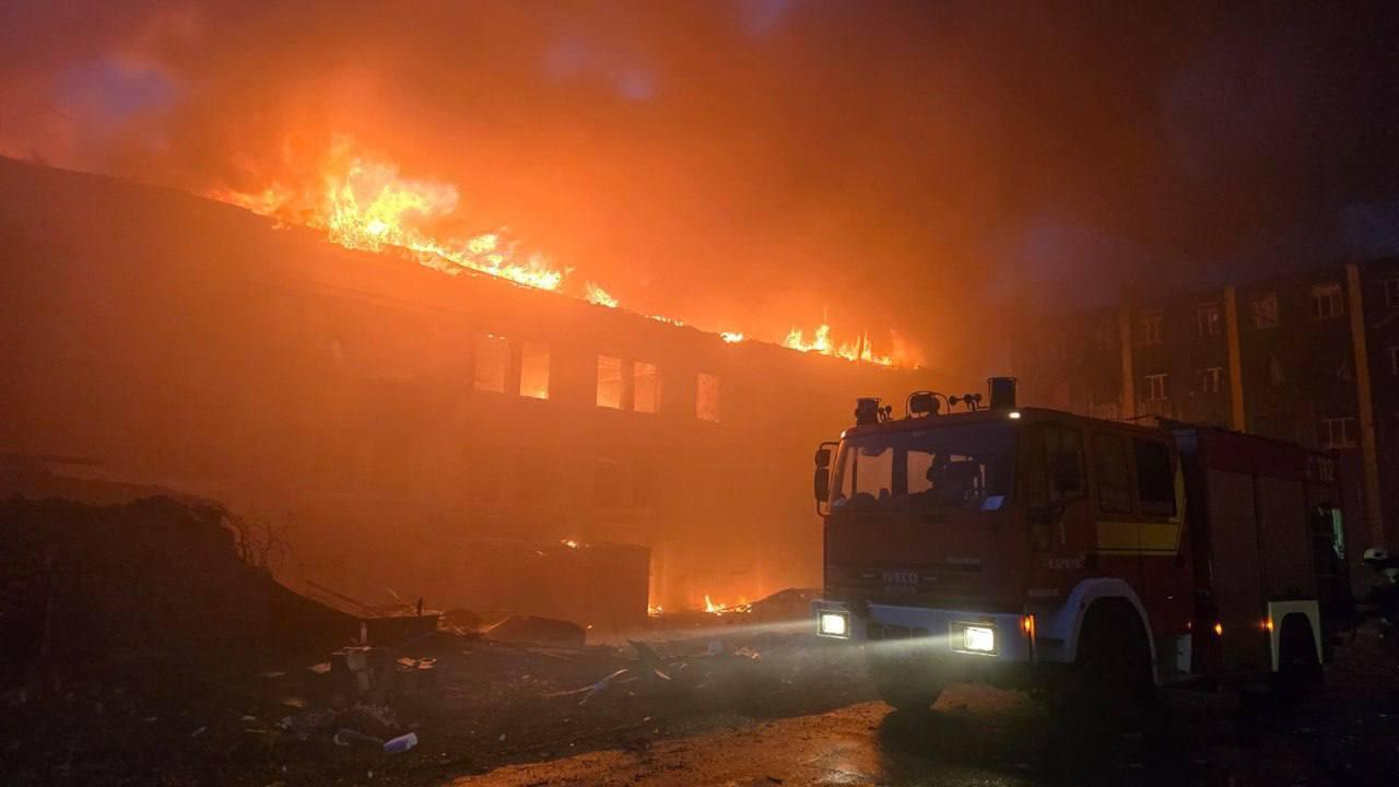 Russian attacks against Ukraine kill 2, injure 17 over past day