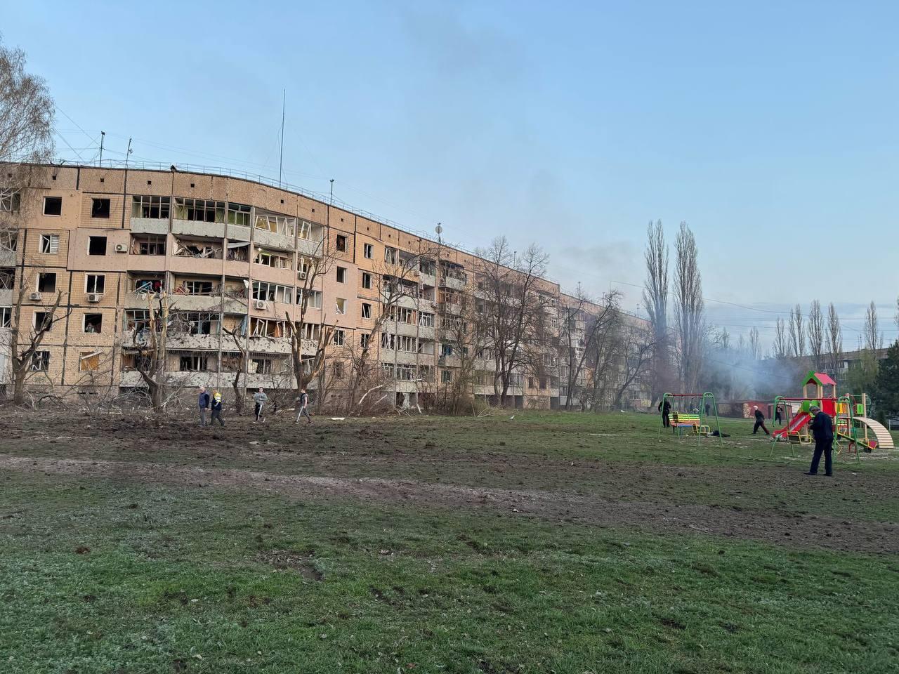 Russia's continued strikes on Ukraine show it seeks 'further war, not peace,' Poland says