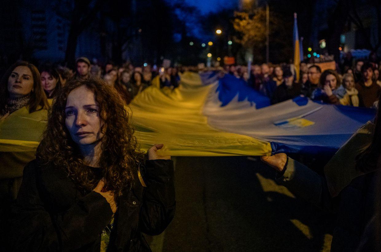Slight majority of Hungarians support Ukraine's accession to the EU, poll finds