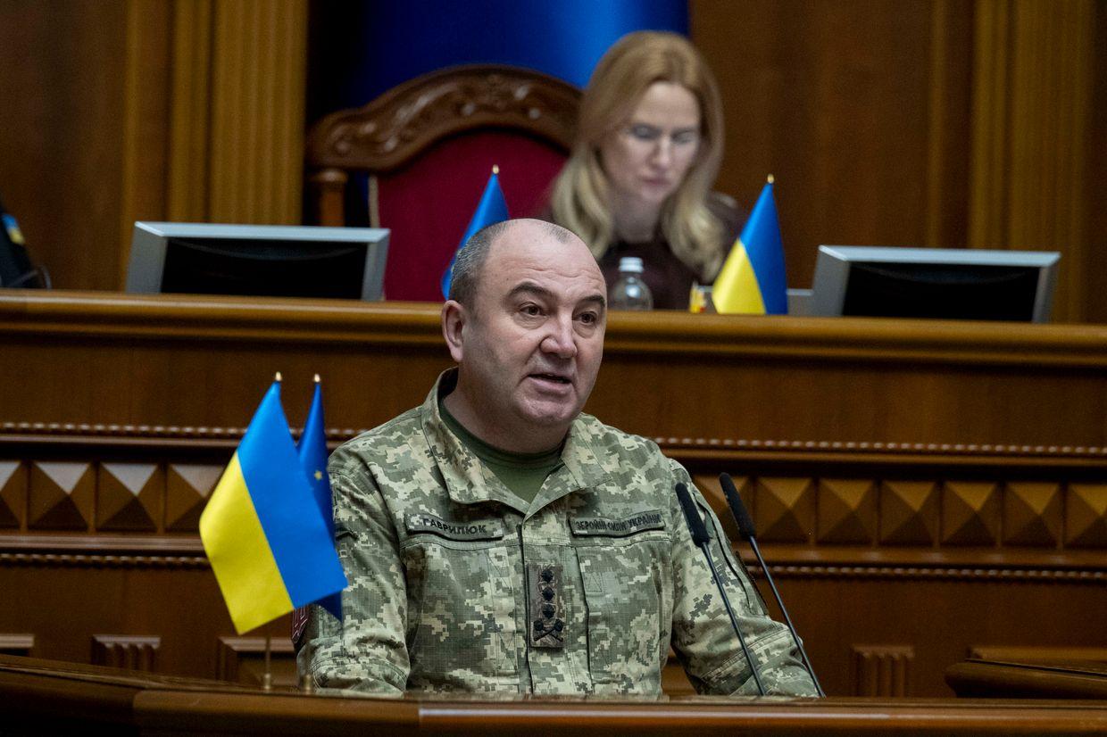 Zelensky dismisses ex-deputy defense minister from top military command body