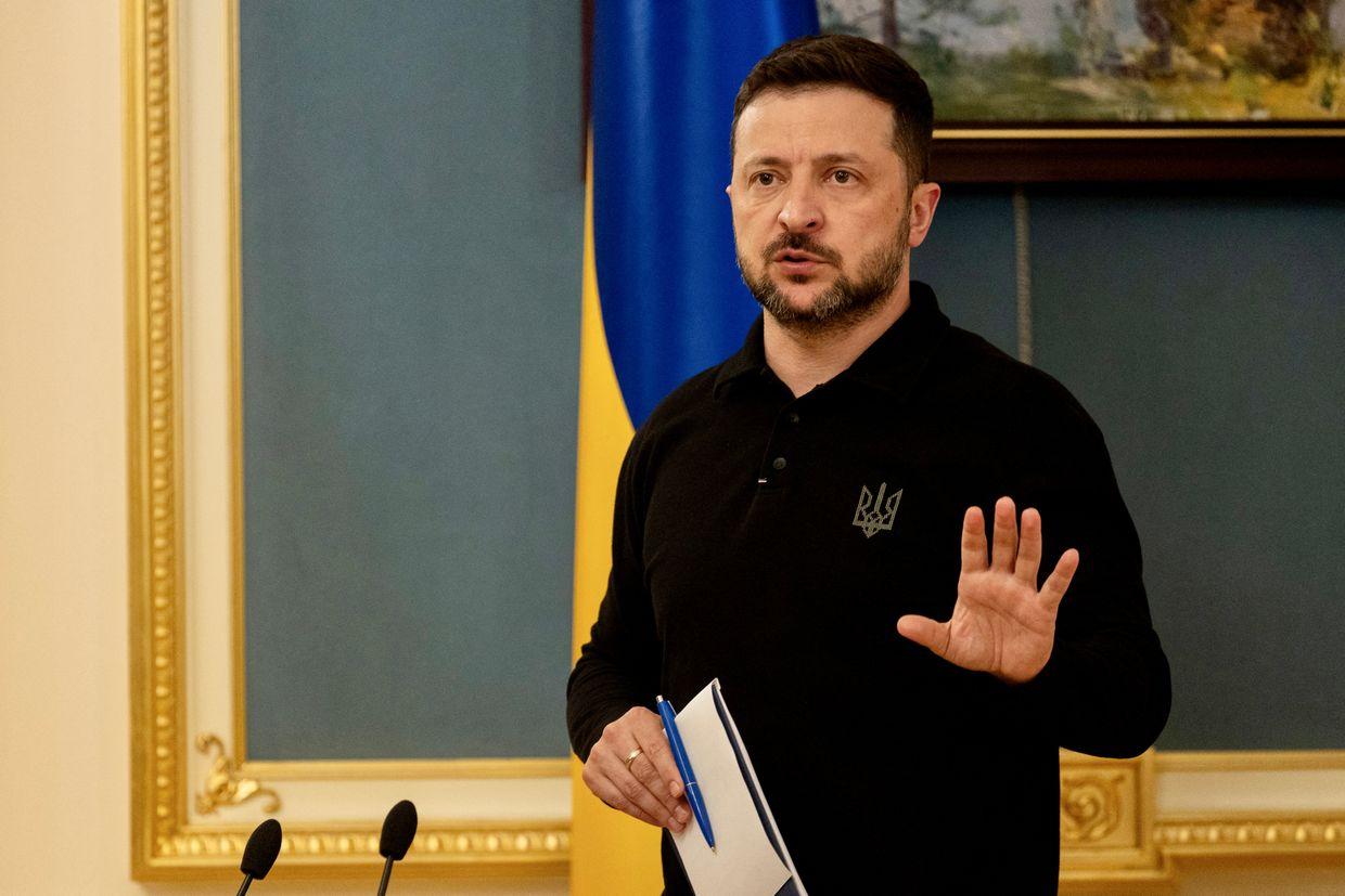 Zelensky rules out recognizing Crimea as Russian, warns against playing into Putin's 'game'