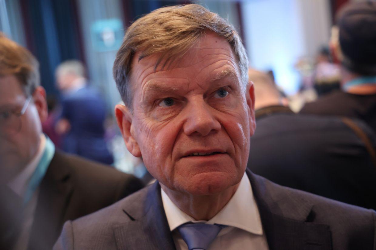 Ukraine can rely on Europe, new German FM Wadephul says.