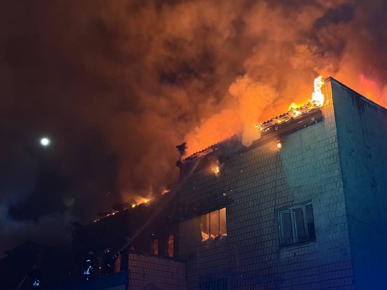 Russian drone attack injures 5, causes fires in Odesa