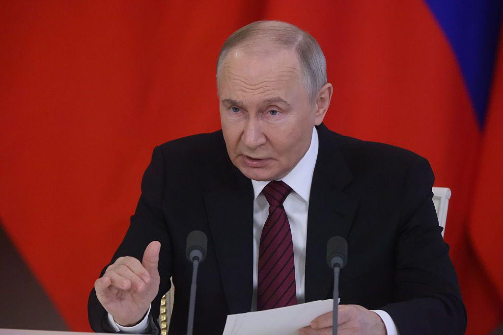Putin rejects ceasefire, calls on Ukraine to begin direct talks in Istanbul next week as Victory Day 'truce' ends