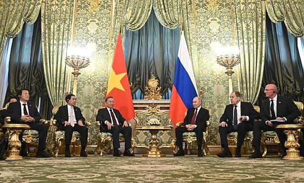 Moscow, Hanoi agree to negotiate agreement to build nuclear power plants in Vietnam