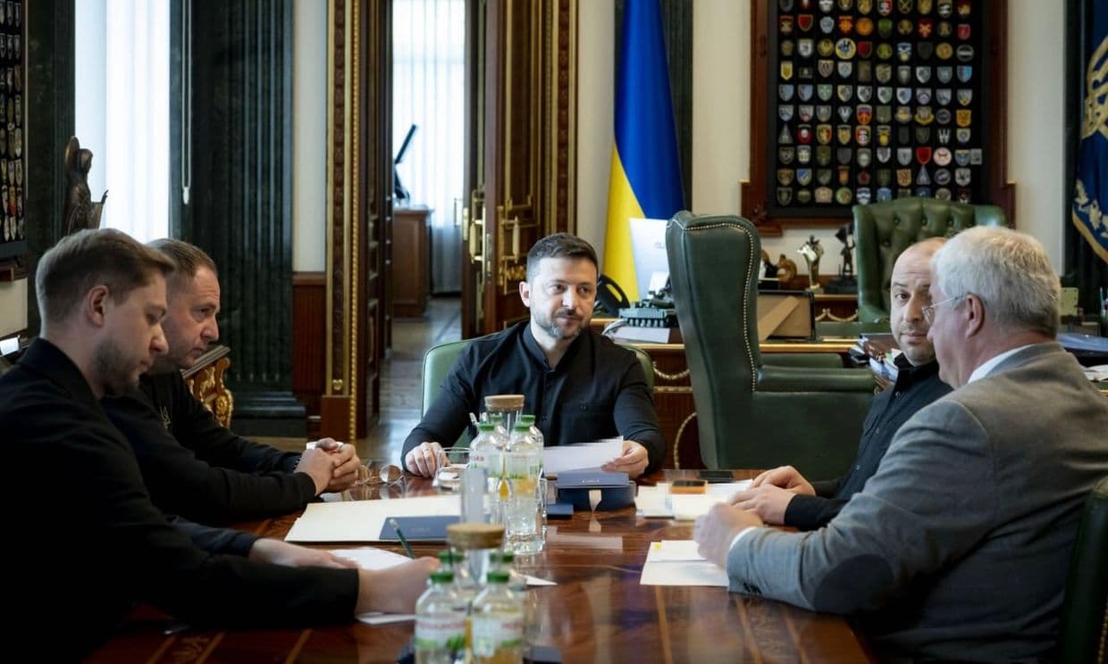 'Need to put pressure on Russia to end the war,' Zelensky says hours before Trump-Putin call