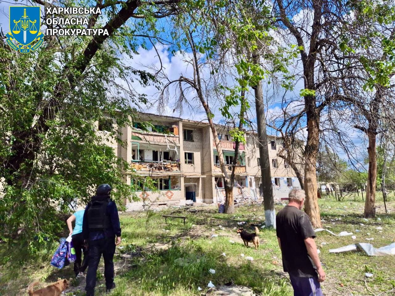 Russian attacks against Ukraine kill 2, injure 27 over past day