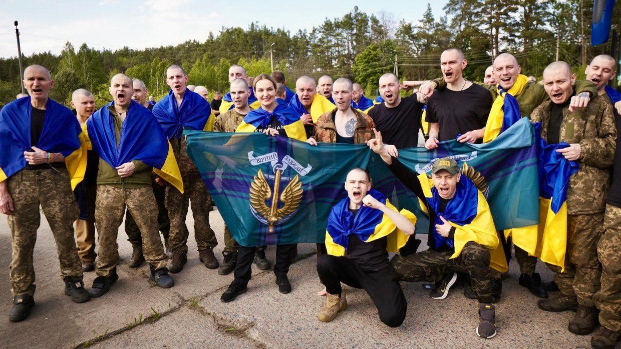 'It’s okay, Mom, I’m home' —Ukraine, Russia hold largest prisoner swap of the war