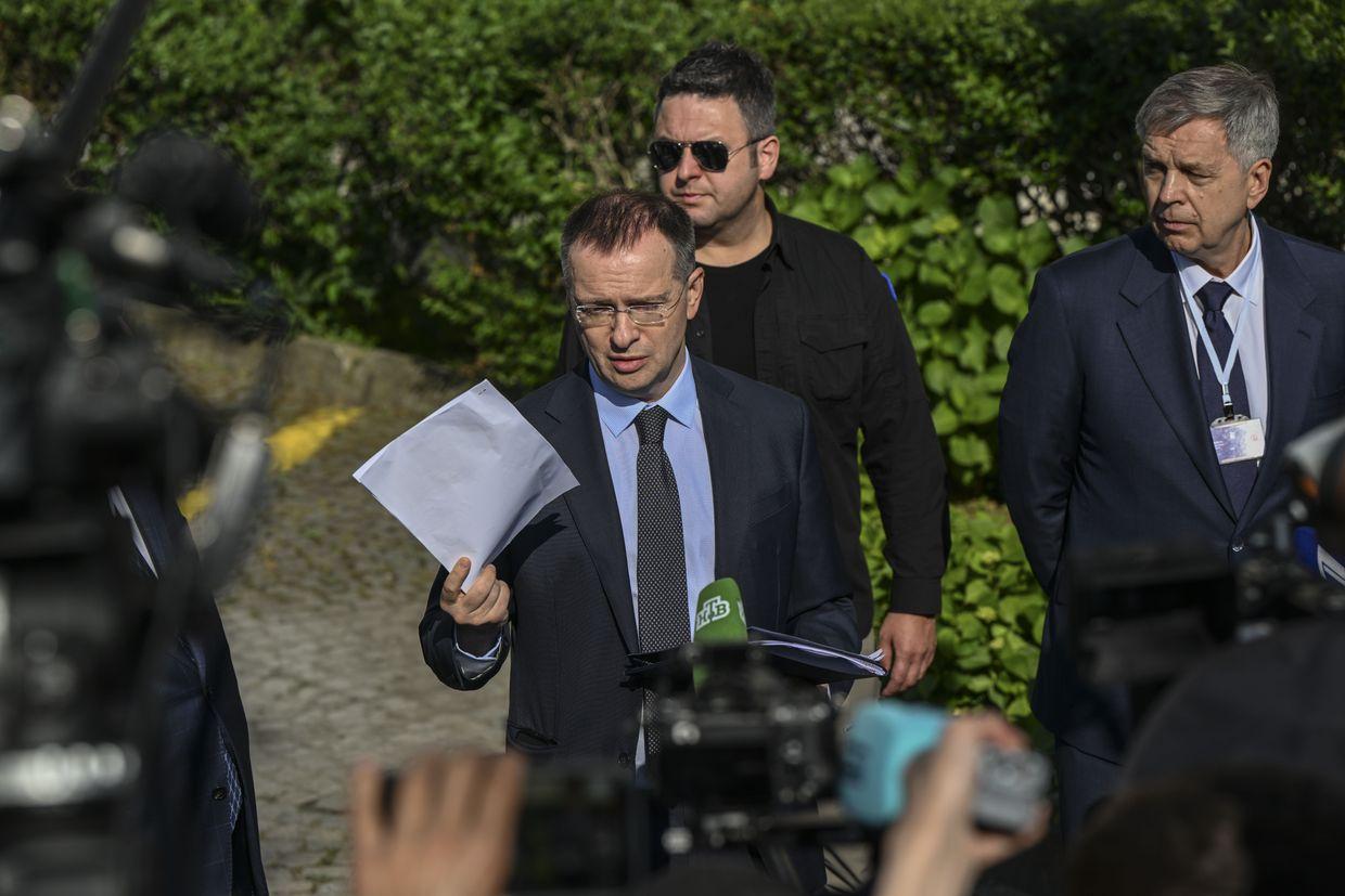 Russia admitted its 'peace memorandum' is an ultimatum Kyiv won't accept, Zelensky says