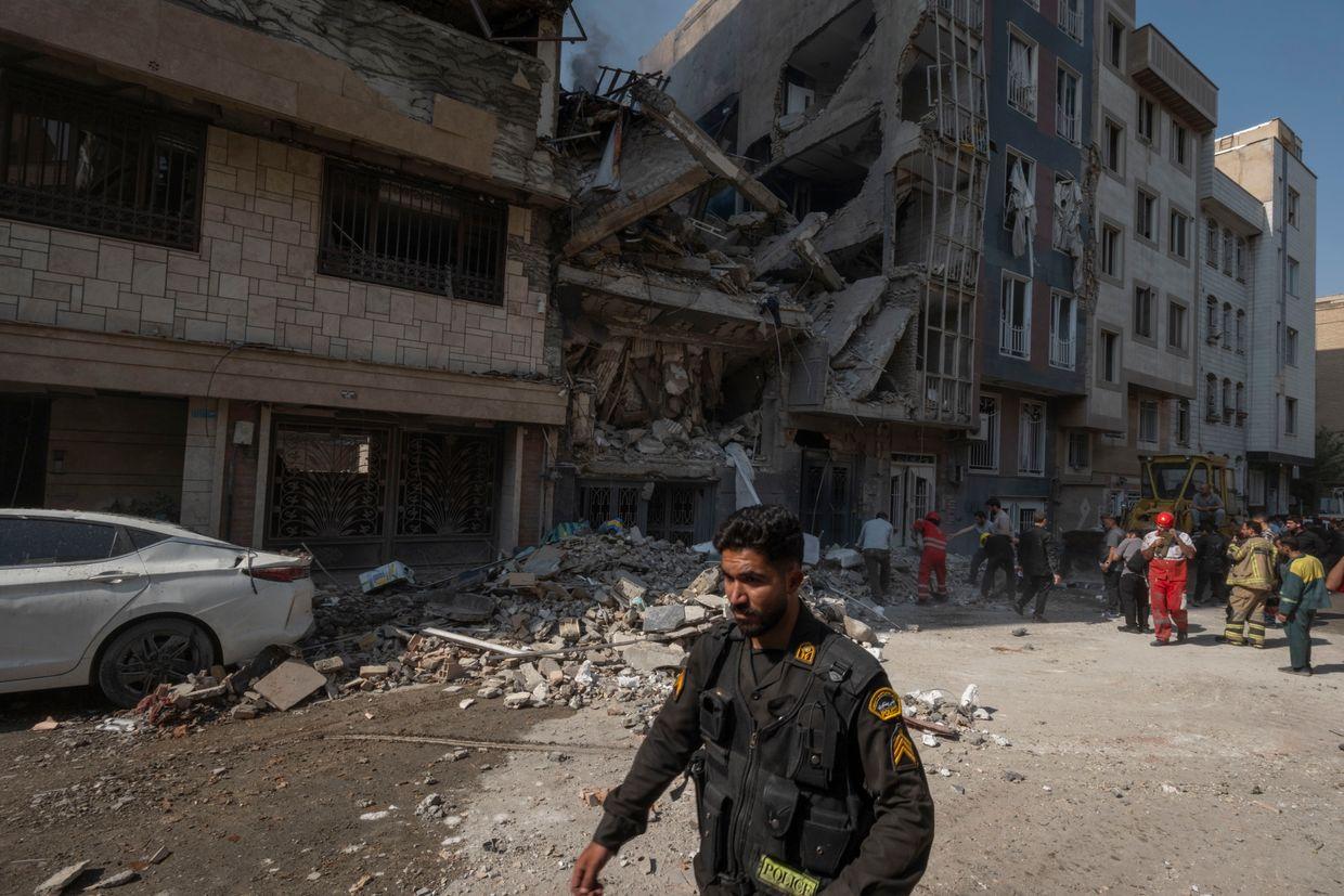Ukraine urges citizens to leave Israel and Iran amid escalating tensions