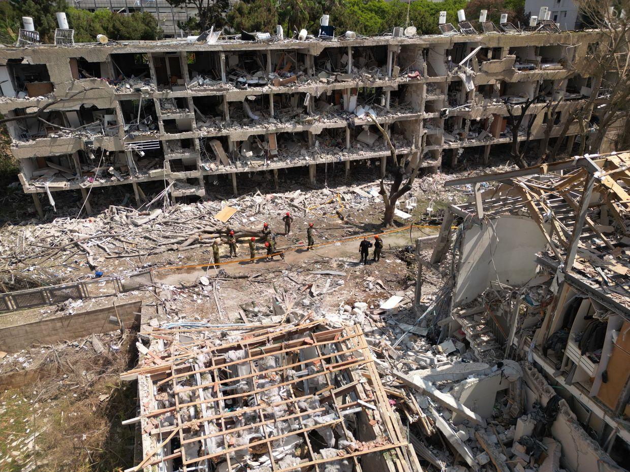Ukraine evacuates 176 citizens, foreigners from Israel ahead of US strikes on Iran, Zelensky says