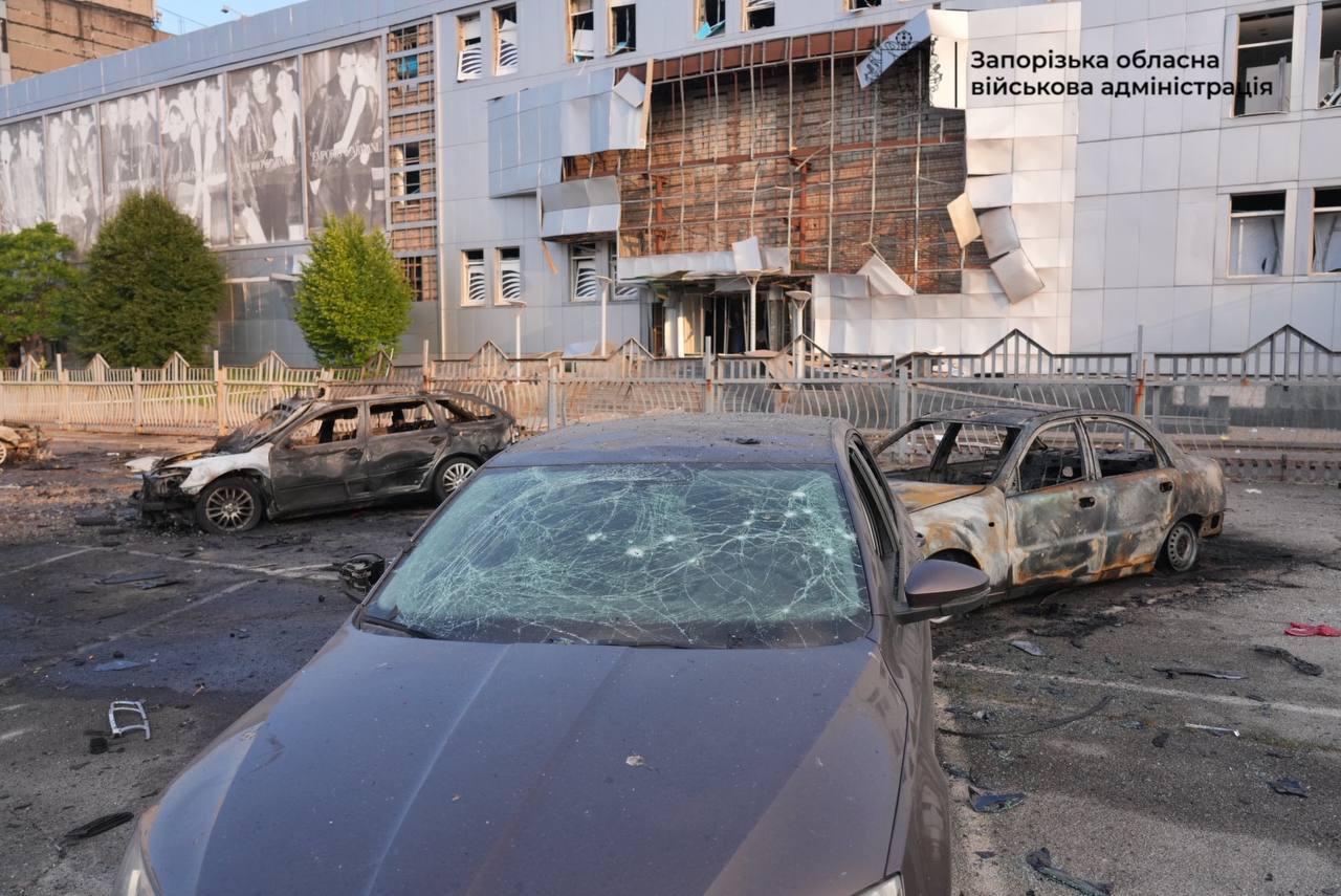 Russian attacks kill at least 3, injure 11 across Ukraine over past day