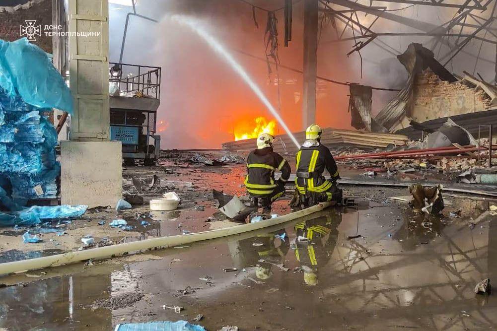 UPDATE: Russia hits Ukraine with large-scale attack days after Operation Spiderweb