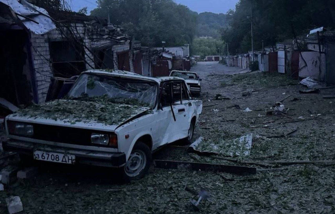 Russia hits Ukraine with 206 drones, 9 missiles overnight, Air Force says