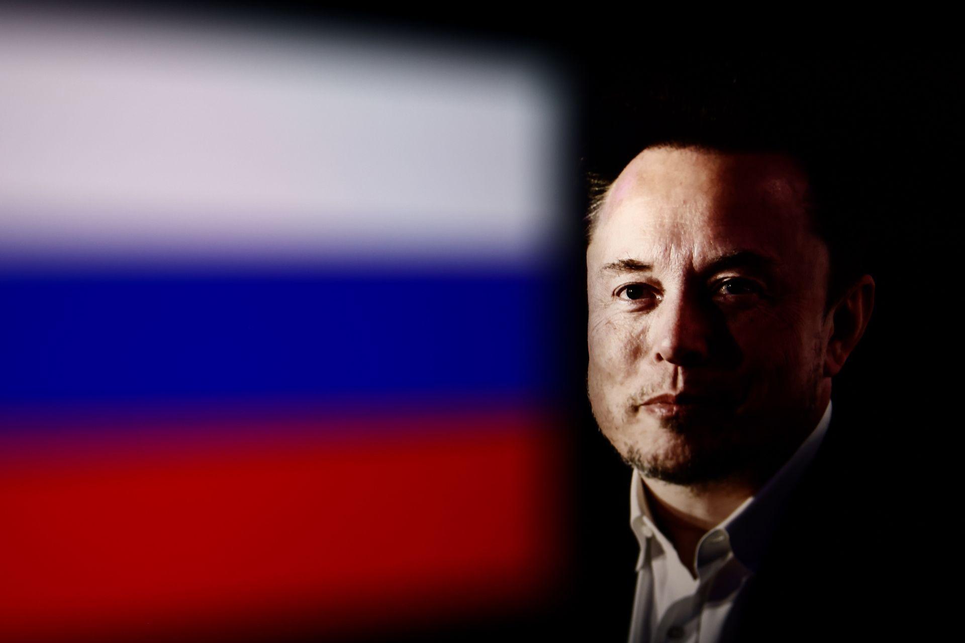 Musk ordered Starlink shutdown during Ukraine's 2022 Kherson counteroffensive, Reuters reports