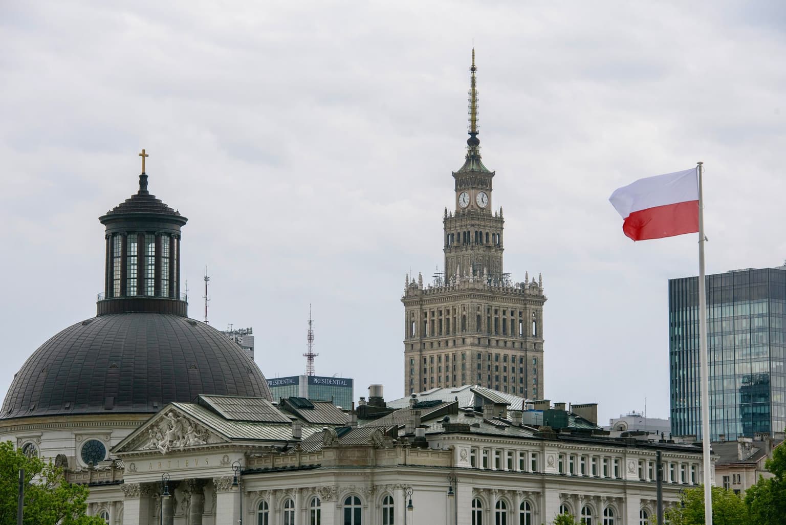 Two drones violated Polish airspace amid Russian attack on Ukraine, Warsaw says