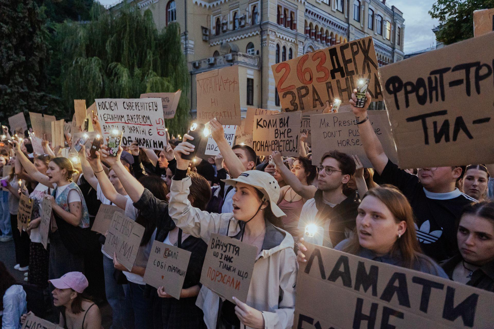 Our readers' questions about Ukraine’s anti-corruption bodies, answered