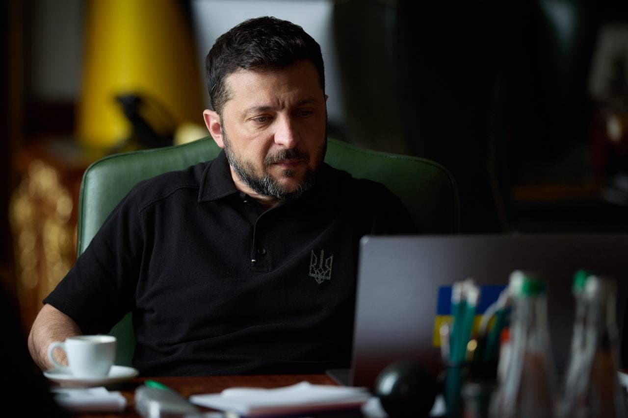 Zelensky speaks with Macron, von der Leyen, discusses anti-corruption, defense, EU integration