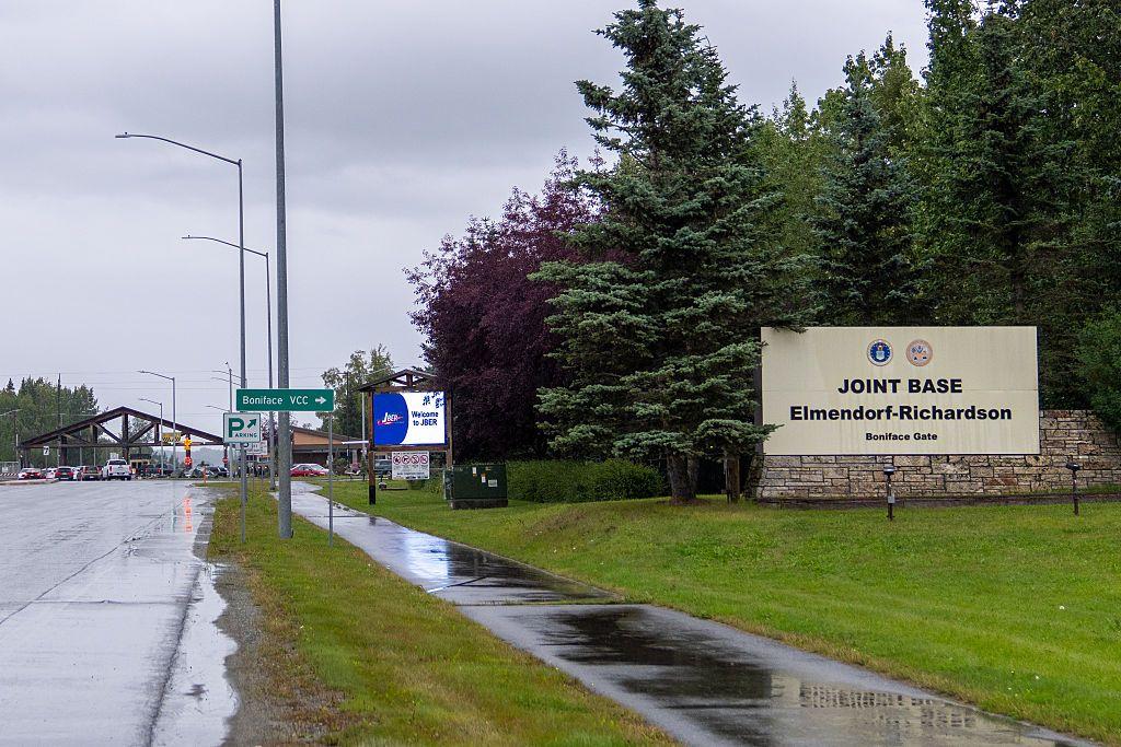 Anchorage security ramps up before Trump-Putin talks on Ukraine’s future, Bloomberg reports