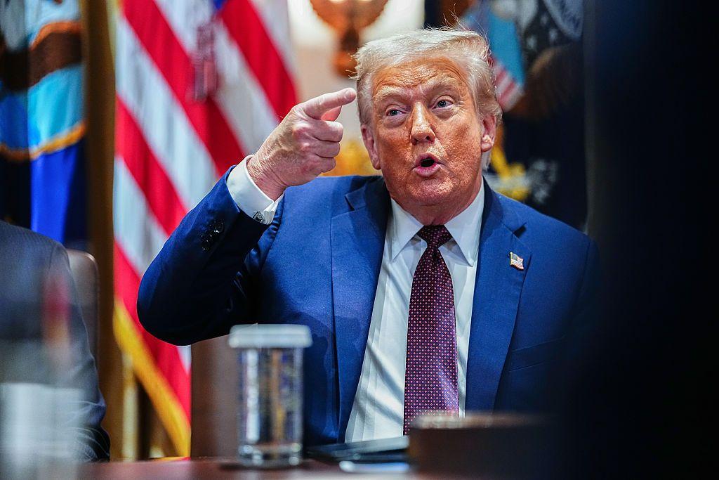 'It's all bullsh*t' —Trump responds to Russia's attacks on Zelensky's legitimacy
