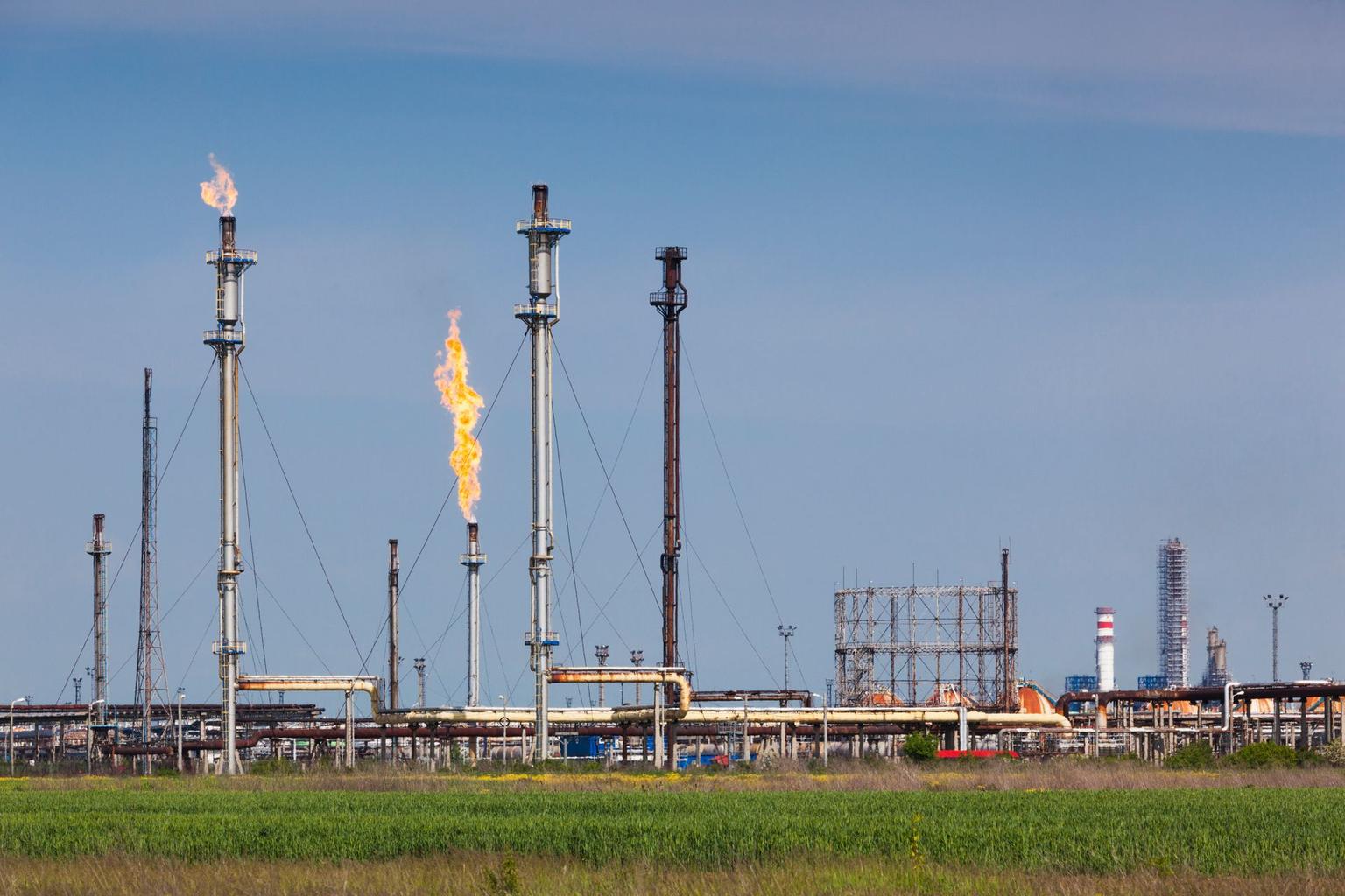 Romania reportedly suspects Russian sabotage behind Azeri crude oil contamination