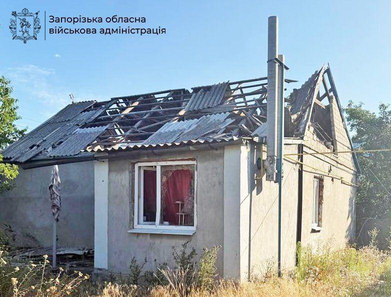 4 killed, 3 injured by Russian drone, artillery strikes in Zaporizhzhia Oblast