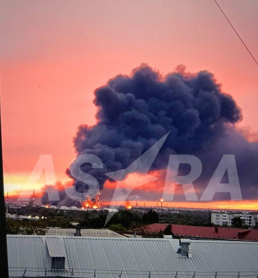 Russian oil refinery in Samara Oblast in flames after drone attack, media reports